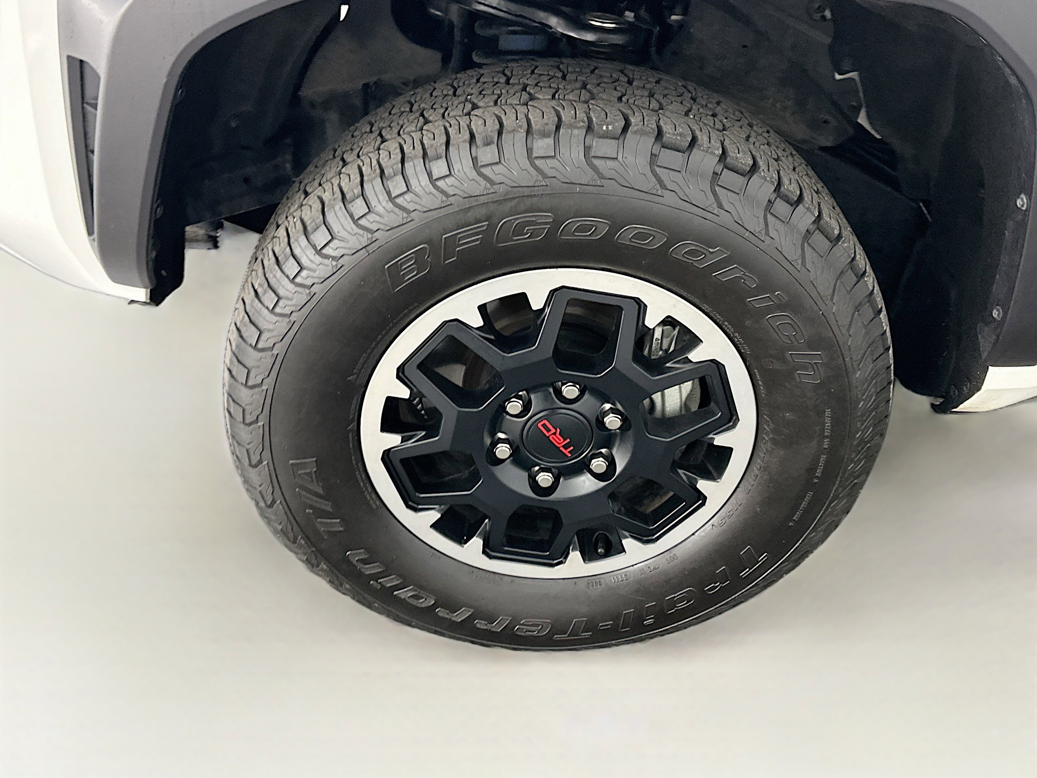 Used 2025 Toyota Tacoma TRD Off-Road image 11