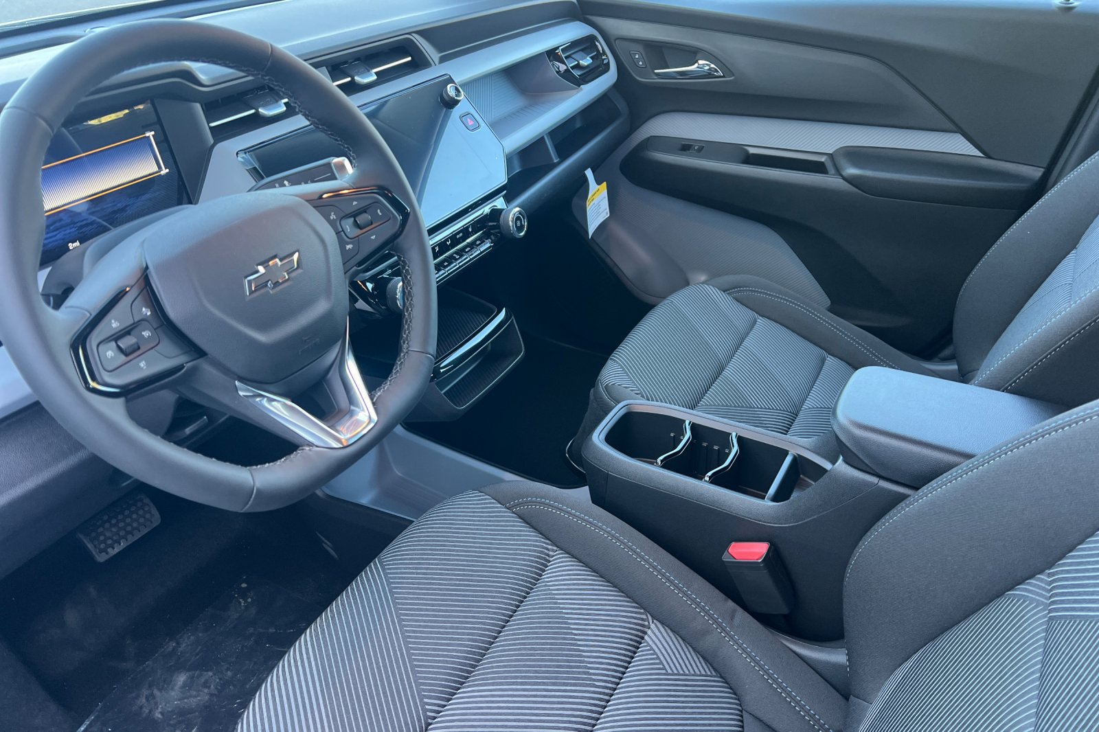 New 2027 Chevrolet Bolt LT w/ Comfort Package FWD image 7