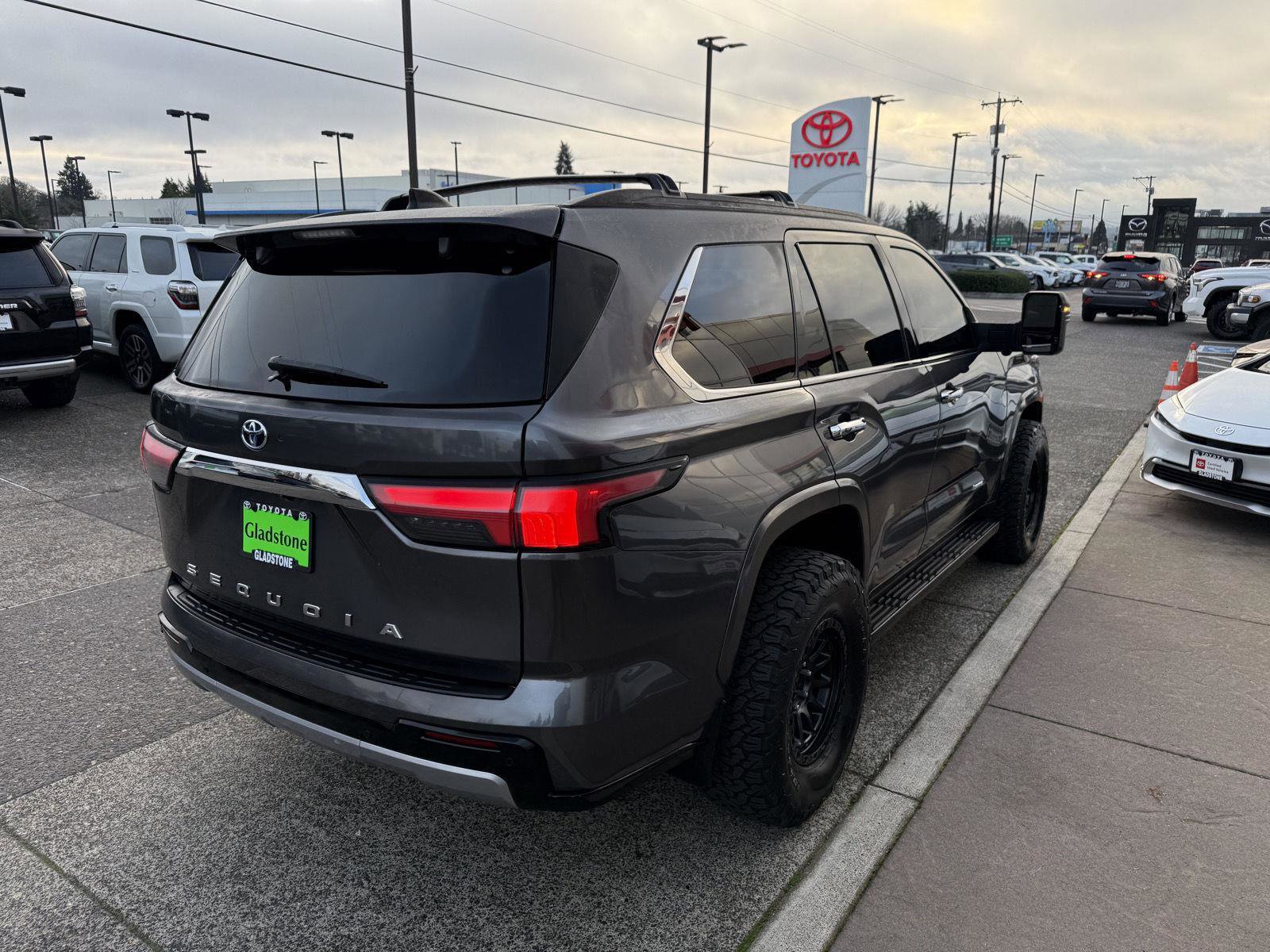 Used 2023 Toyota Sequoia Limited image 6