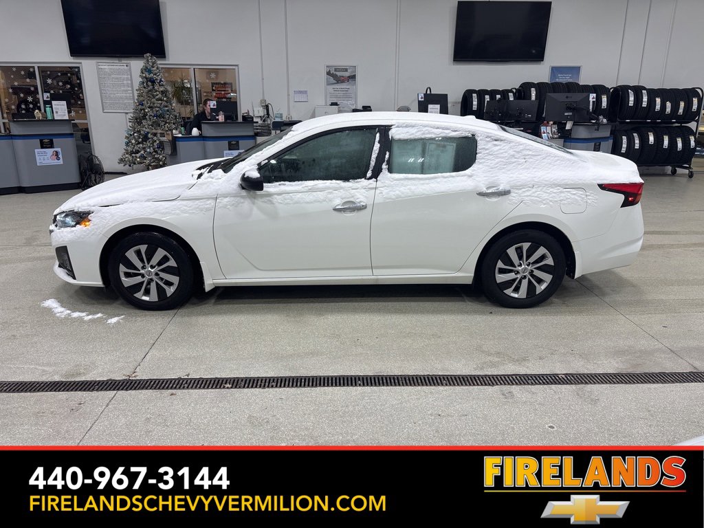 Used 2025 Nissan Altima 2.5 S image 6