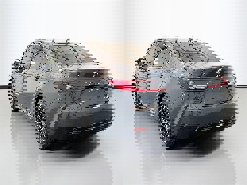 New 2026 Toyota Camry XLE image 6