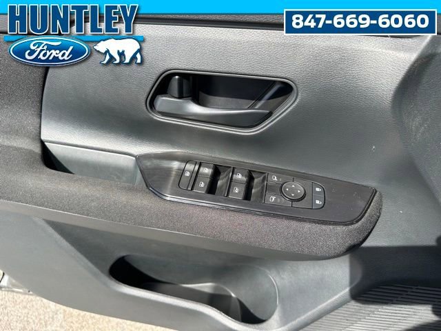 Used 2025 Nissan Kicks S image 16