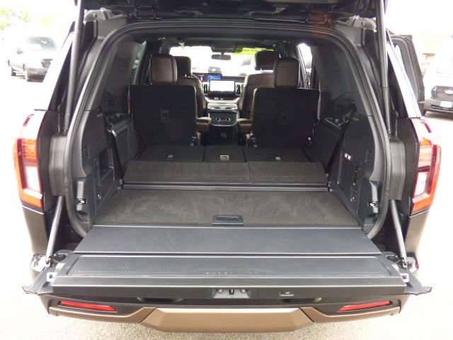 Used 2025 Ford Expedition King Ranch AWD/4WD image 13