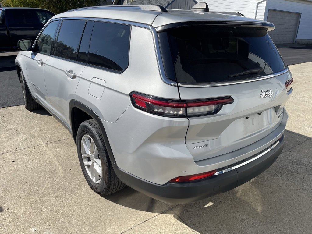 Used 2024 Jeep Grand Cherokee L Laredo image 4