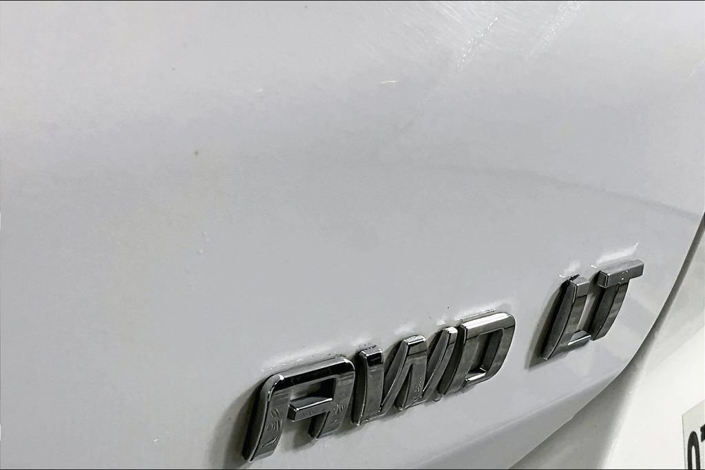 Used 2024 Chevrolet Equinox LT AWD/4WD image 7