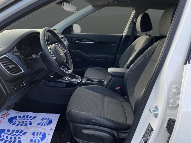 Certified 2023 Kia Seltos S image 4