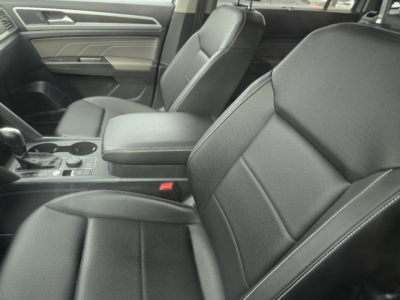 Used 2023 Volkswagen Atlas SE image 20