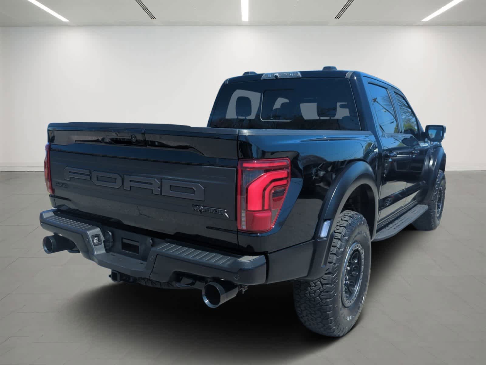 Used 2025 Ford F150 Raptor AWD/4WD image 6