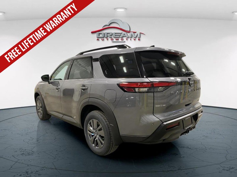 New 2026 Nissan Pathfinder SV w/ SV Premium Package AWD/4WD image 4