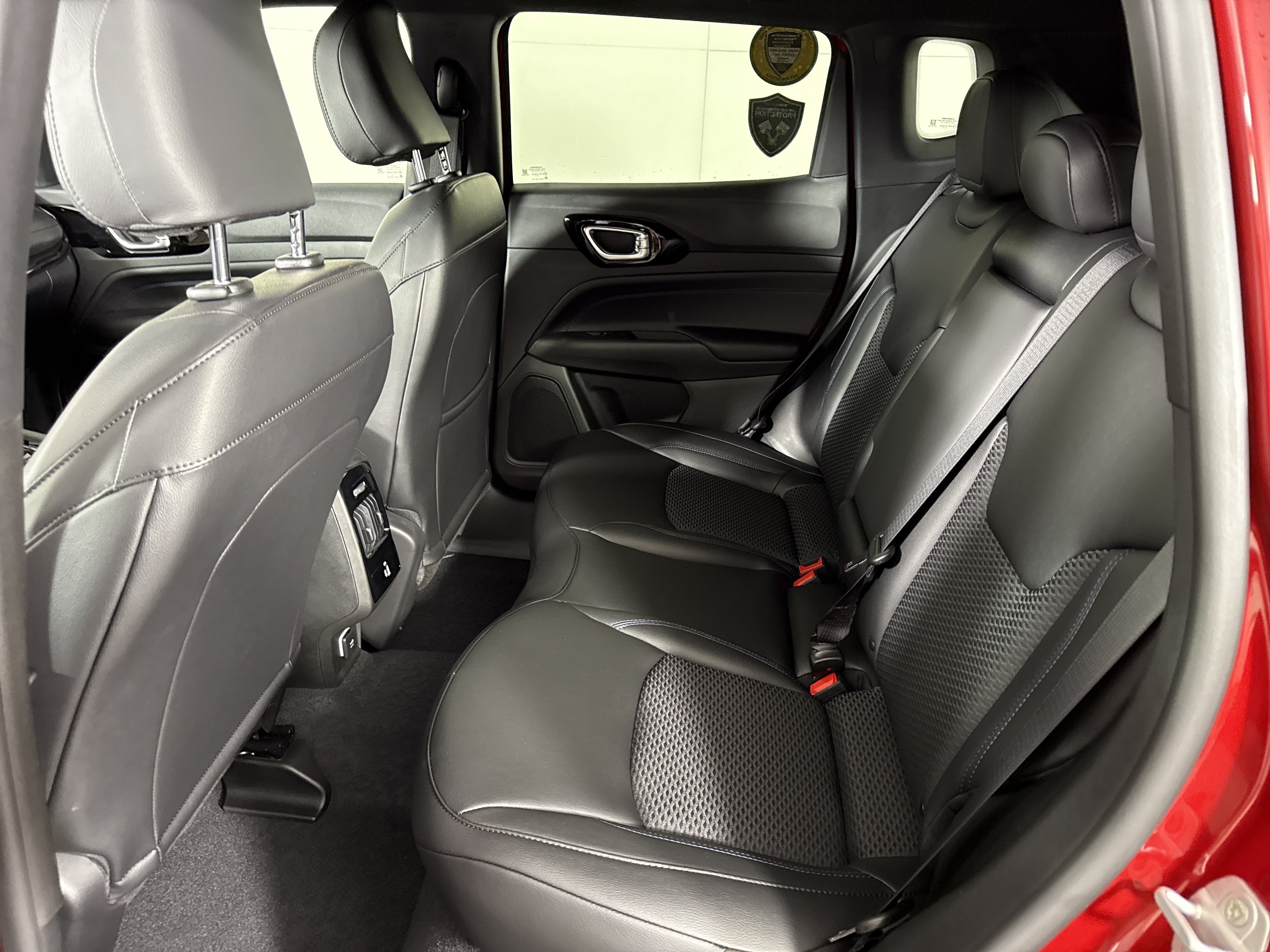 New 2026 Jeep Compass Latitude AWD/4WD image 14