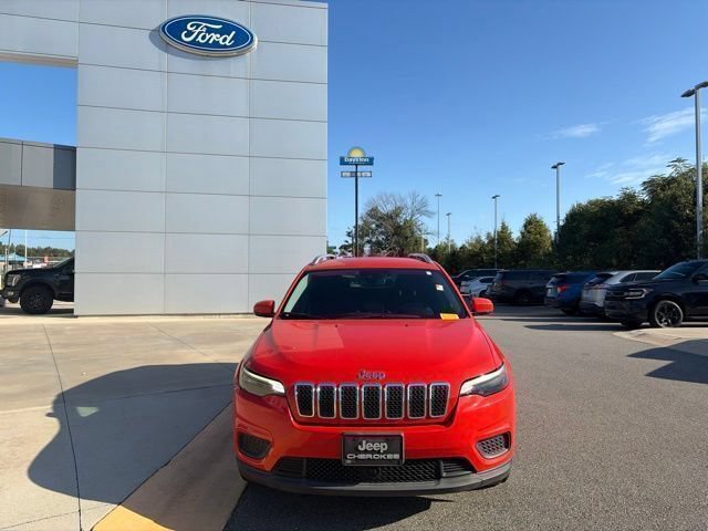 Used 2021 Jeep Cherokee Latitude FWD image 8