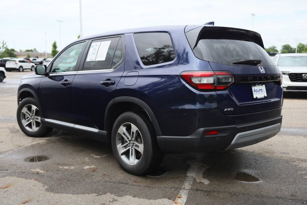 Used 2025 Honda Pilot EX-L image 4