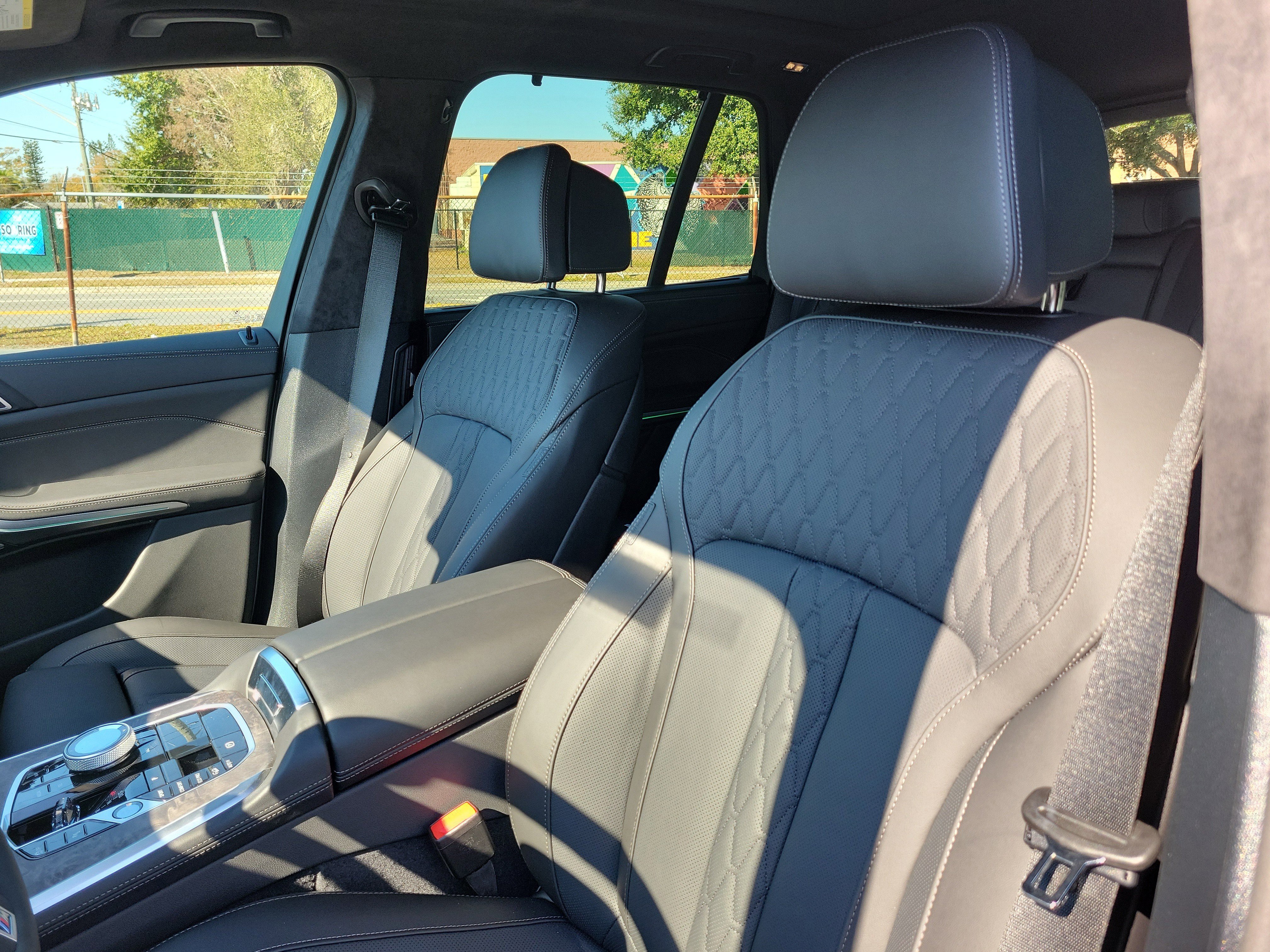 New 2026 BMW X5 xDrive40i w/ Executive Package image 17