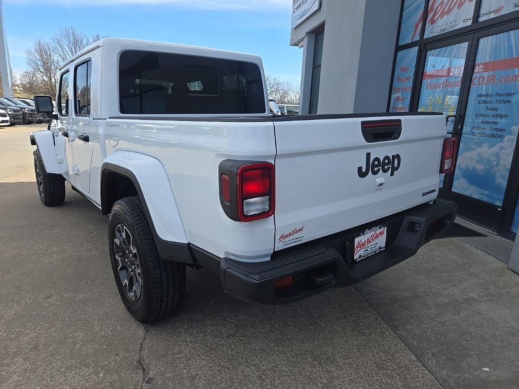 New 2026 Jeep Gladiator Mojave AWD/4WD image 9