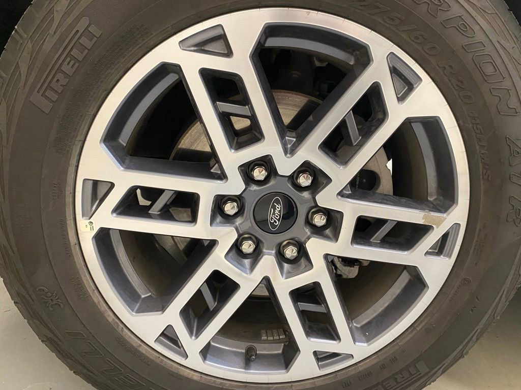 Used 2025 Ford Expedition Active AWD/4WD image 27
