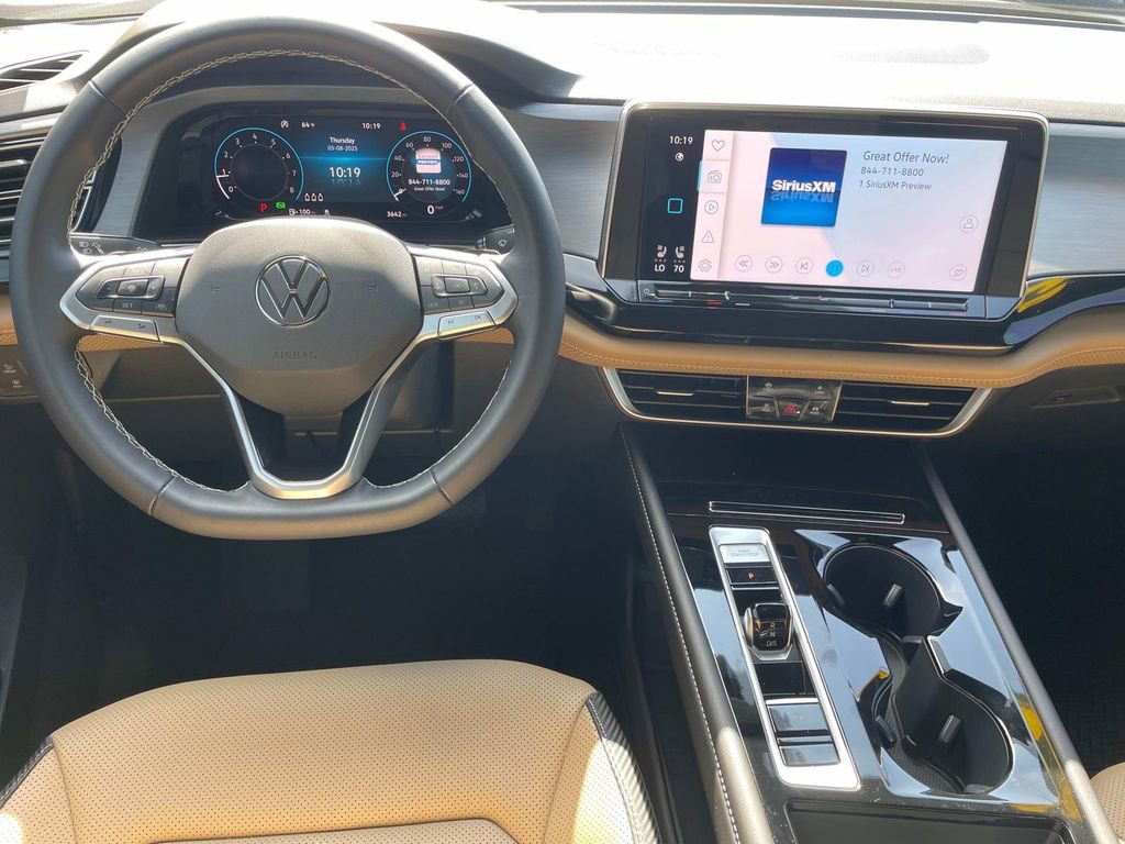 Used 2025 Volkswagen Atlas Cross Sport SE image 13