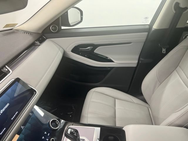 Used 2021 Land Rover Range Rover Evoque SE AWD/4WD image 16
