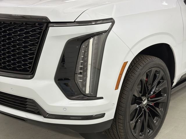 New 2026 Cadillac Escalade ESV Platinum Sport w/ LPO, ONYX Package image 15
