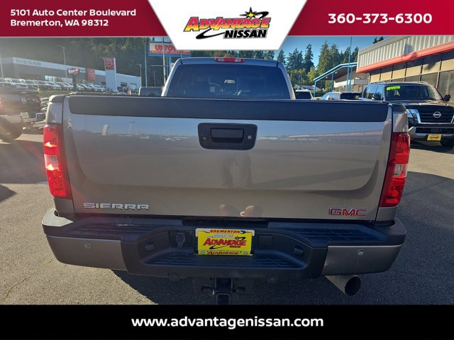 Used 2014 GMC Sierra 3500 Denali image 4