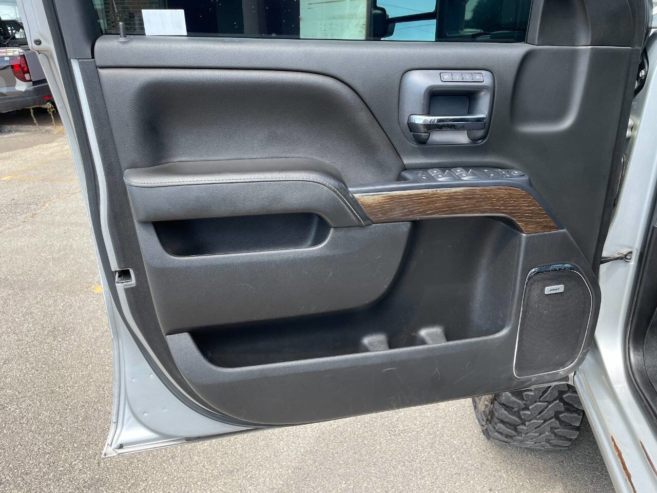 Used 2019 GMC Sierra 3500 Denali w/ Duramax Plus Package image 17