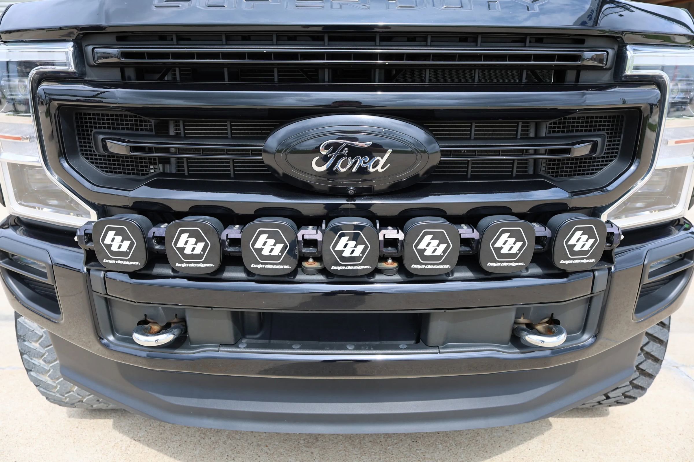 Used 2021 Ford F350 Platinum w/ FX4 Off-Road Package image 27