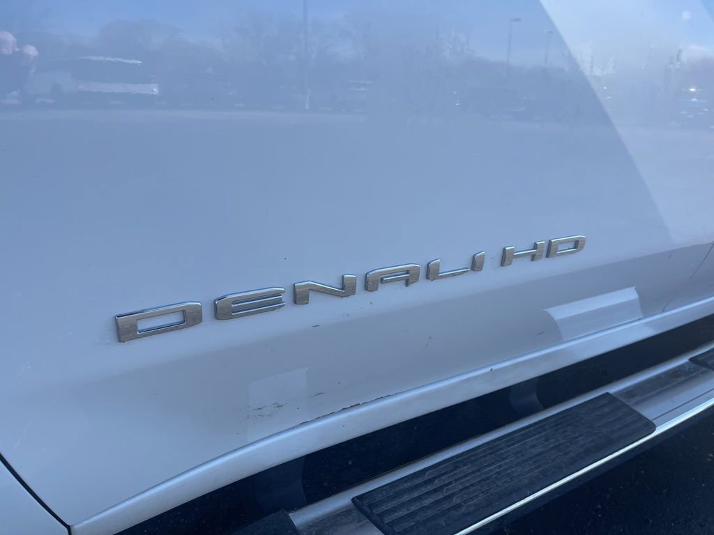 Used 2021 GMC Sierra 3500 Denali w/ Denali Ultimate Package image 13