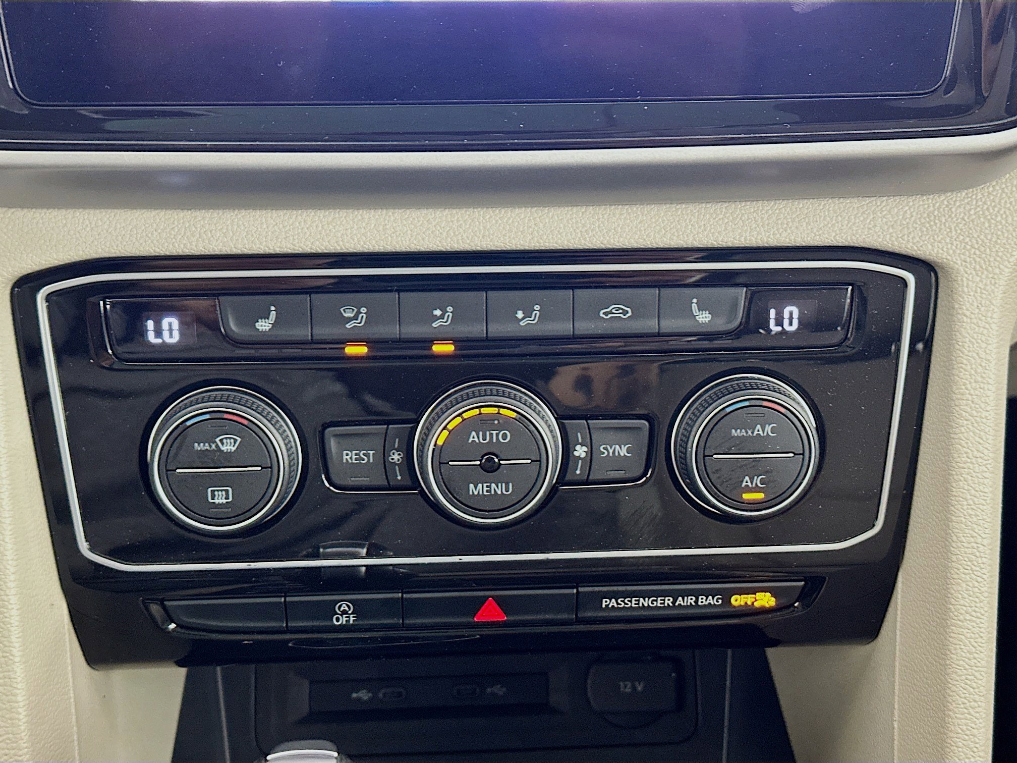 Used 2022 Volkswagen Atlas SEL image 23