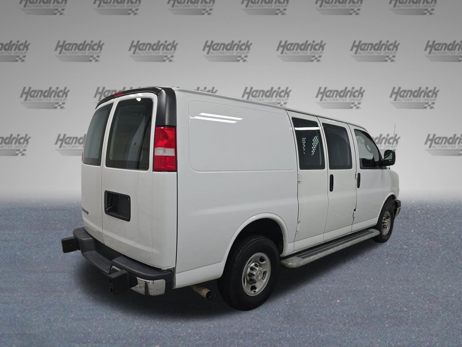 Used 2024 Chevrolet Express 2500 w/ Driver Convenience Package RWD image 5