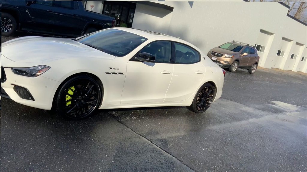Used 2022 Maserati Ghibli Modena Q4 image 4