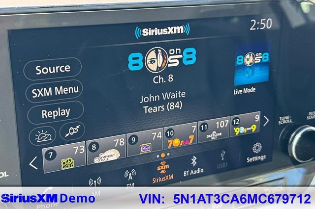 Used 2021 Nissan Rogue SL w/ Premium Package image 28