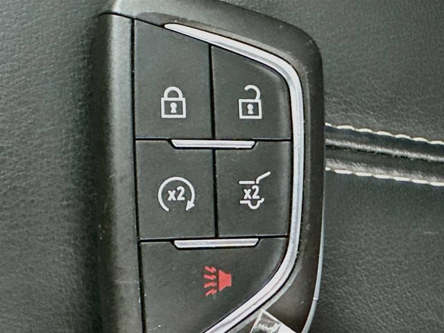 Used 2024 Cadillac Lyriq Tech AWD/4WD image 16