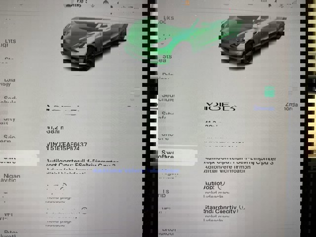 Used 2023 Tesla Model 3 Standard Range image 9