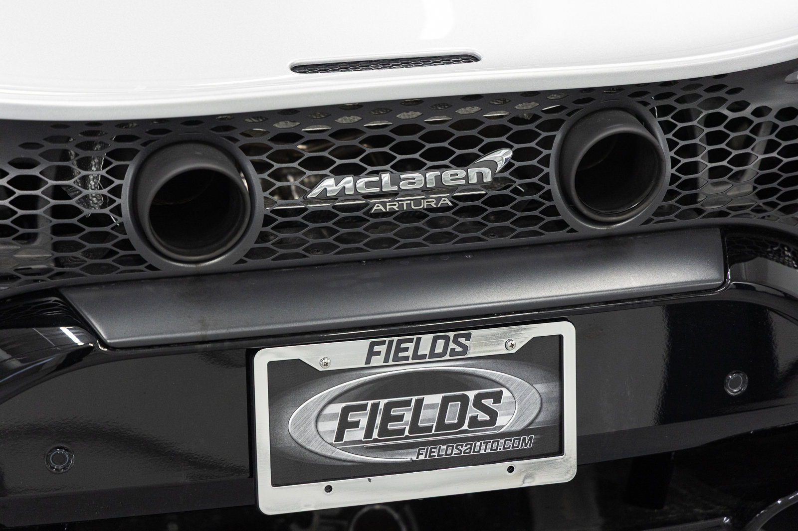 Used 2023 McLaren Artura image 20