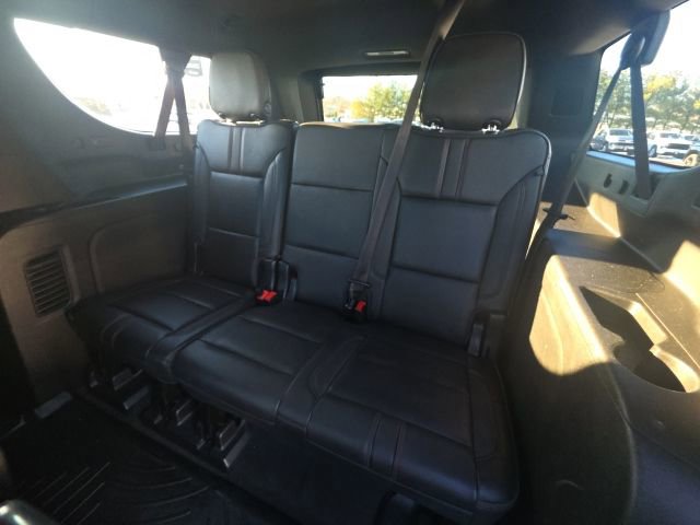 Used 2021 Chevrolet Suburban RST image 32