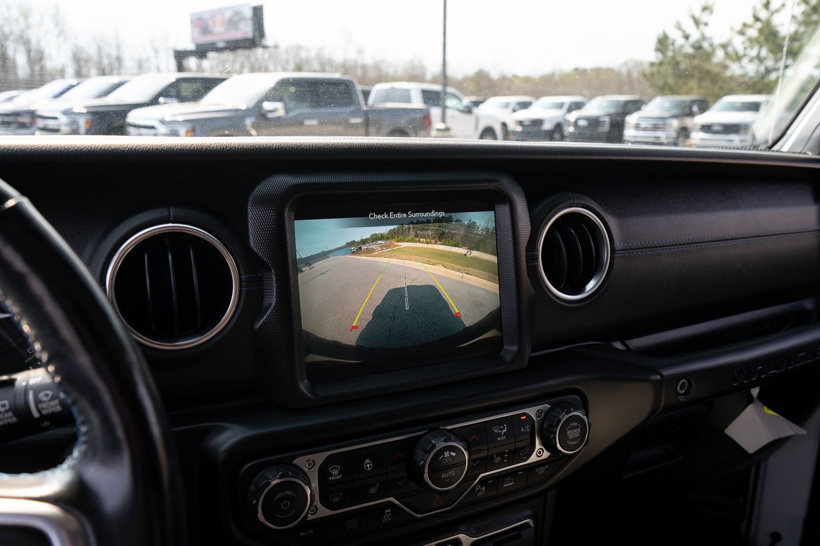 Used 2021 Jeep Wrangler Unlimited Rubicon 4xe w/ Dual Top Group image 24