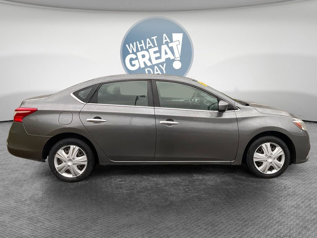 Used 2017 Nissan Sentra S FWD image 2