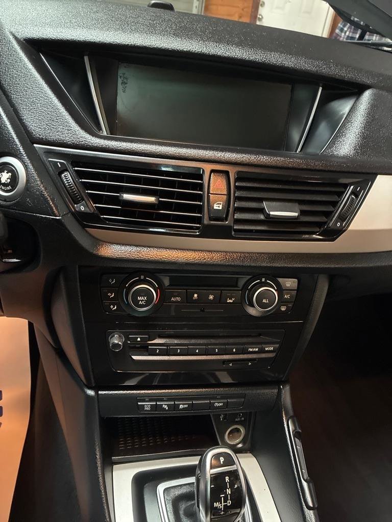 Used 2015 BMW X1 sDrive28i w/ Ultimate Package image 17