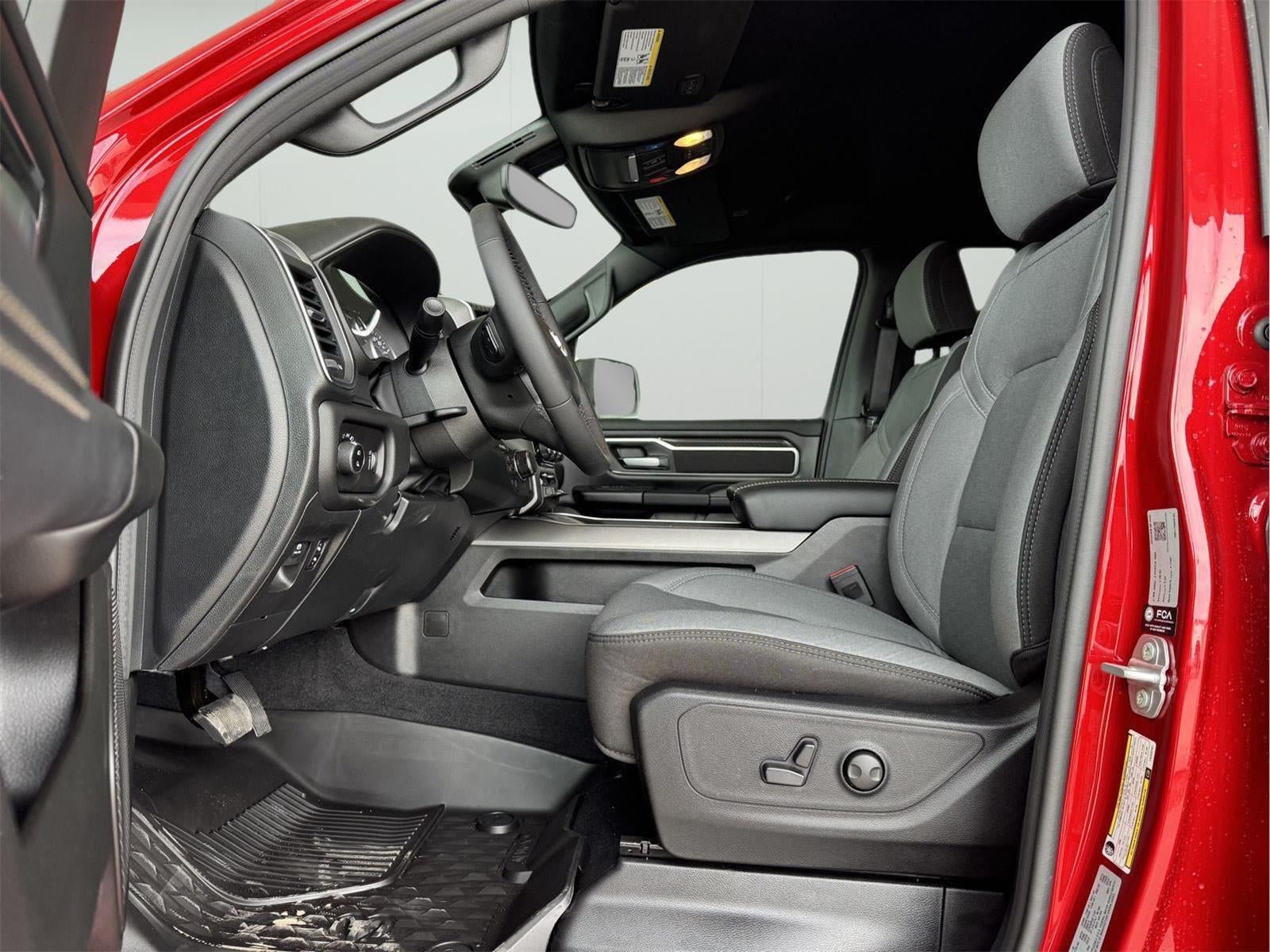 New 2026 RAM 1500 Big Horn AWD/4WD image 10