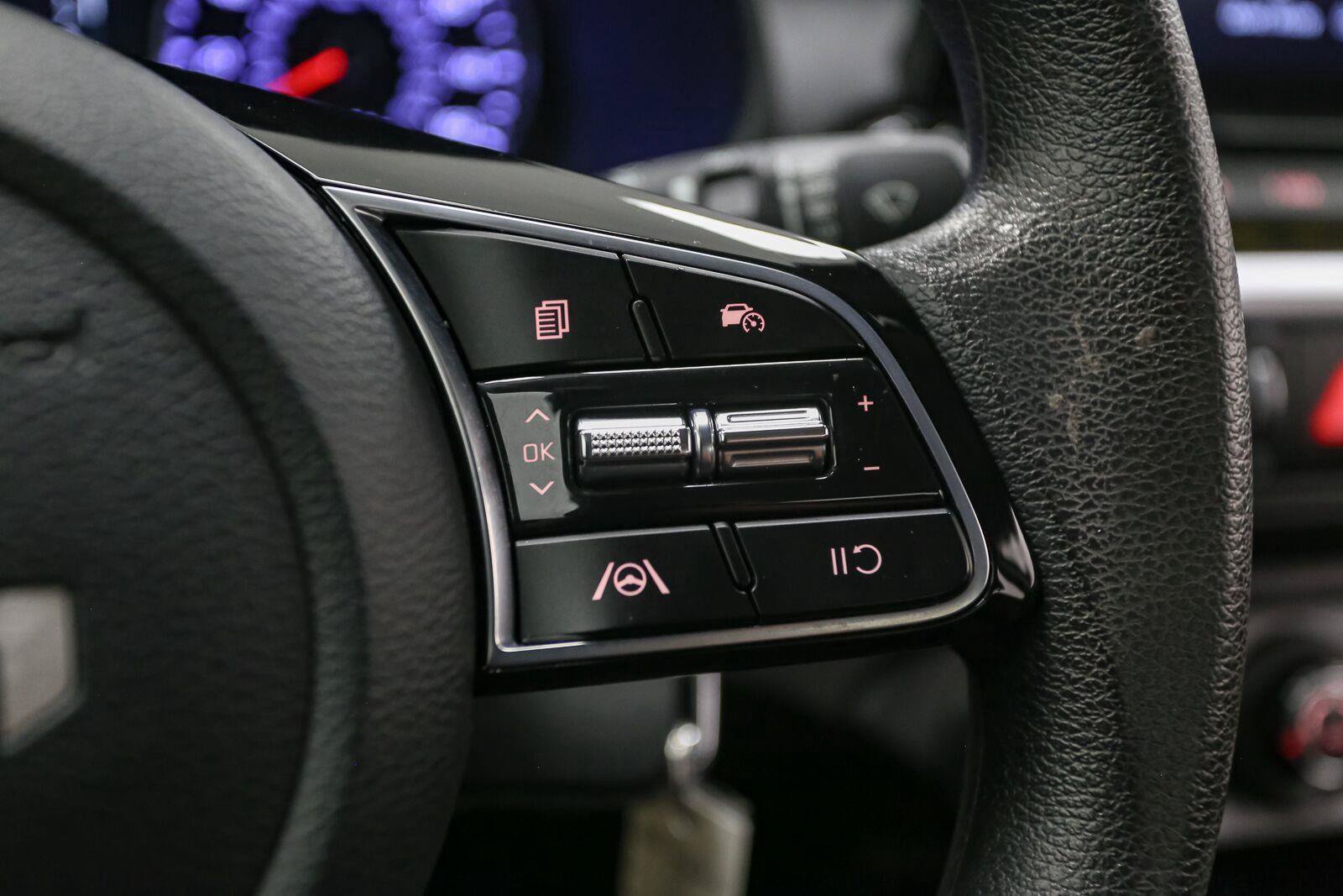 Used 2023 Kia Forte LXS FWD image 32