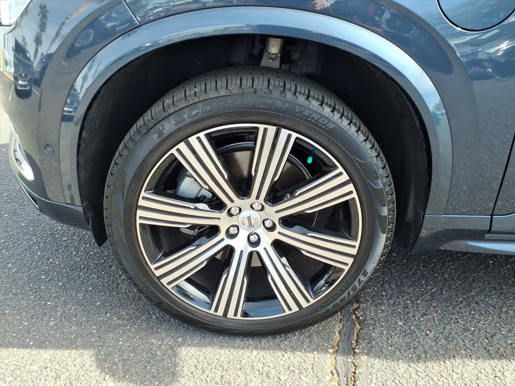 Used 2025 Volvo XC90 T8 Plus w/ Protection Package Premier image 9
