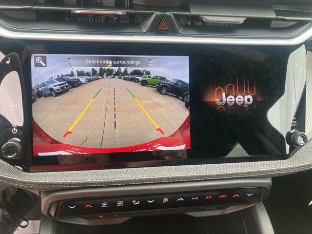 New 2026 Jeep Cherokee Laredo AWD/4WD image 19