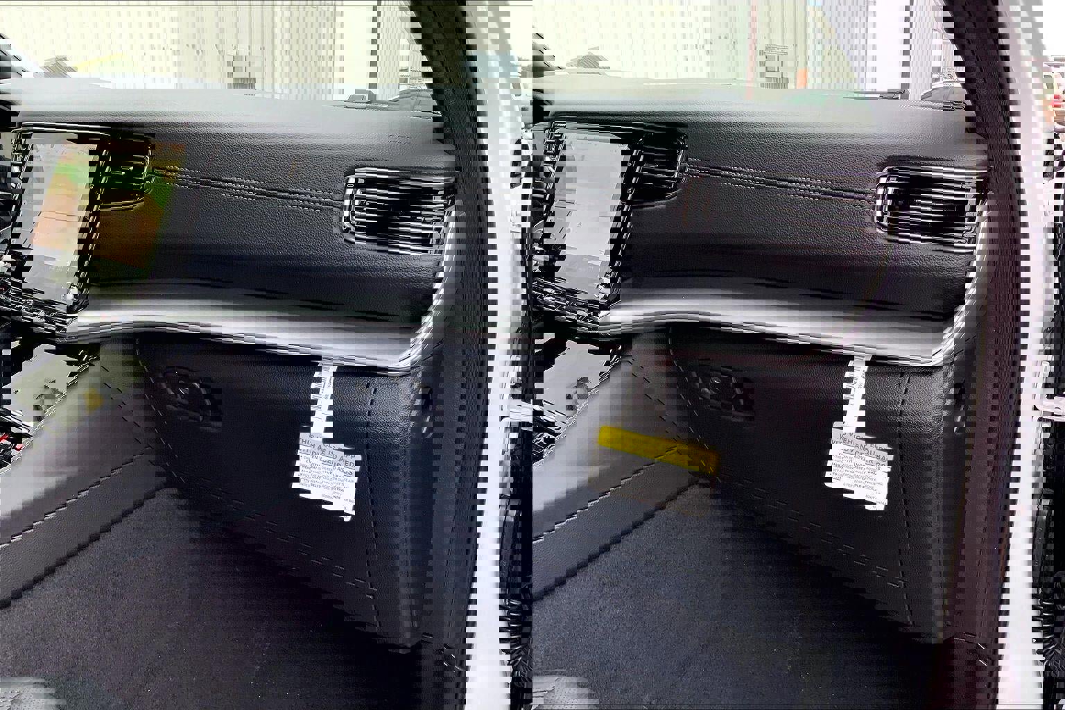 New 2026 Jeep Grand Wagoneer L Limited w/ Premium Group II image 24