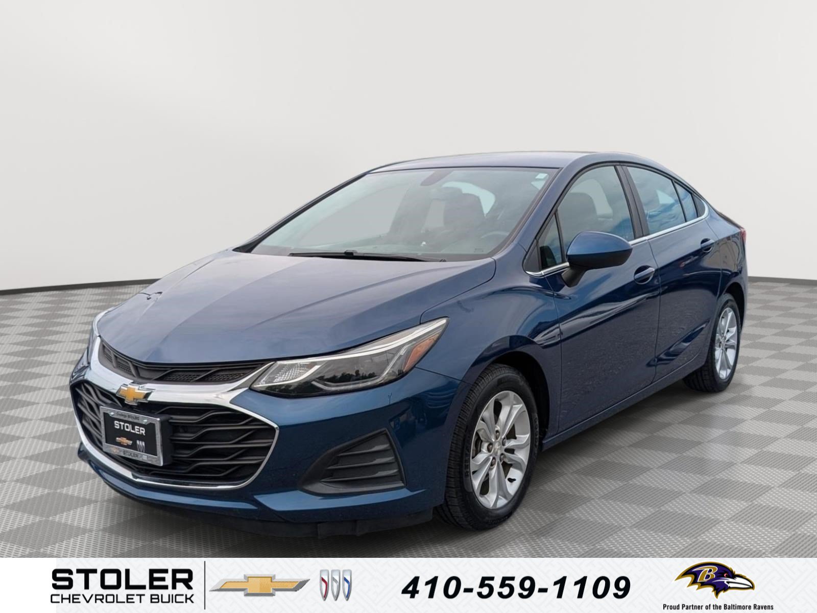 Used 2019 Chevrolet Cruze LT w/ Convenience Package FWD image 1