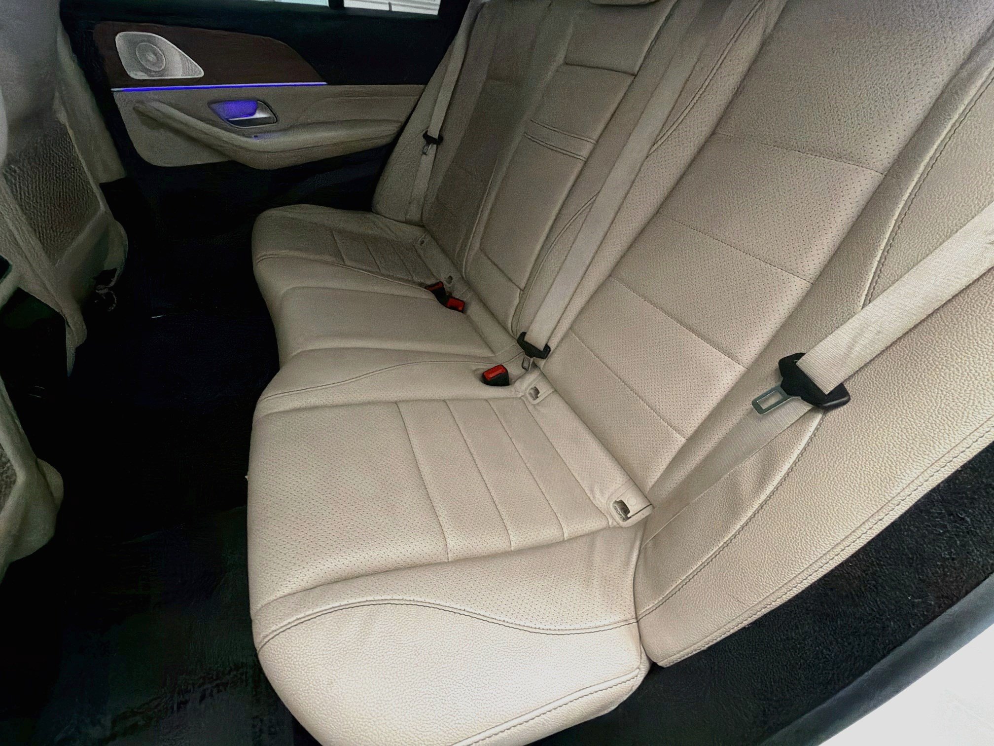 Used 2022 Mercedes-Benz GLE 350 w/ Premium Package image 13