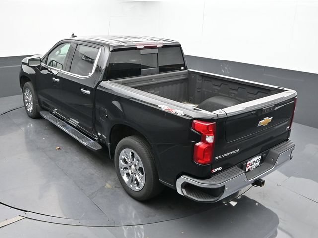 Used 2022 Chevrolet Silverado 1500 LTZ w/ LTZ Convenience Package II AWD/4WD image 20