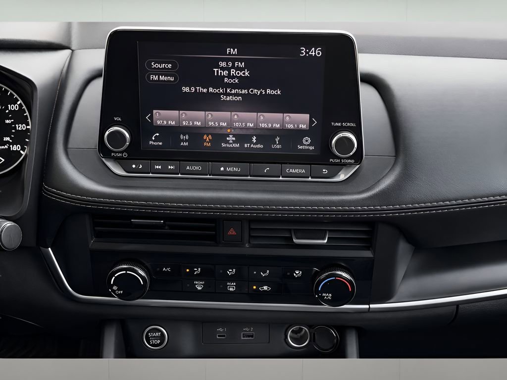 Used 2023 Nissan Rogue S image 11