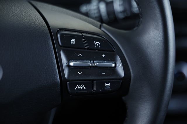 Used 2023 Hyundai Kona Limited image 34