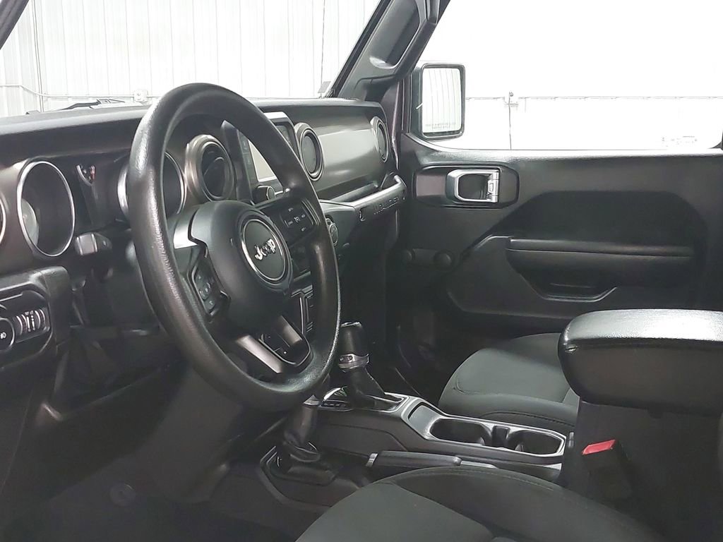Used 2018 Jeep Wrangler Unlimited Sport image 15