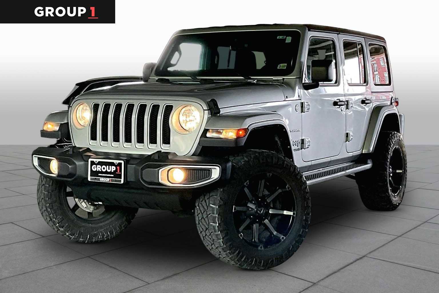 Used 2022 Jeep Wrangler Unlimited Sahara w/ Cold Weather Group AWD/4WD image 1