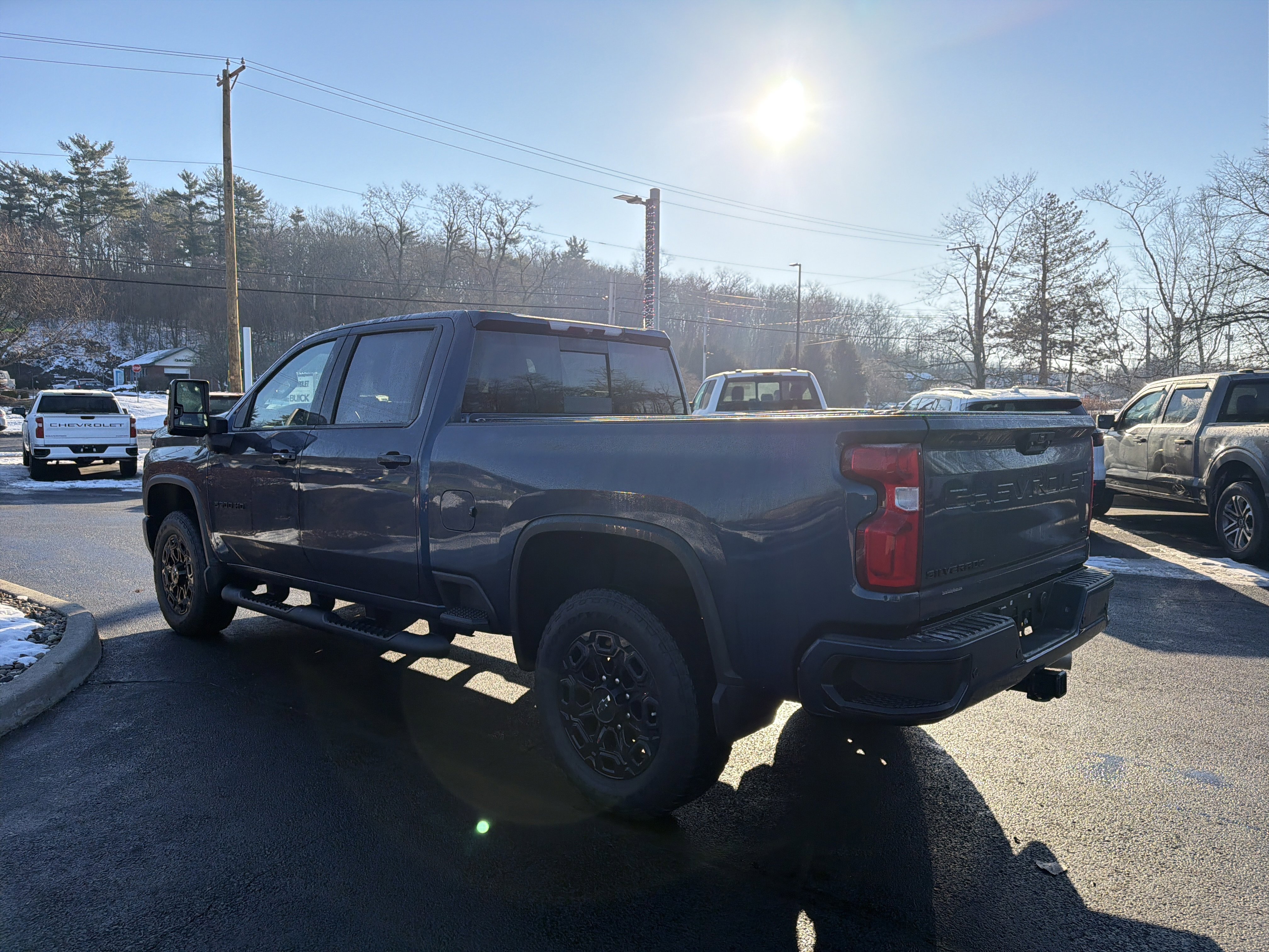 Used 2021 Chevrolet Silverado 2500 LTZ w/ LTZ Plus Package image 8